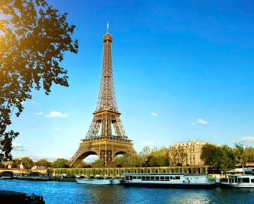 Cartomante em Paris